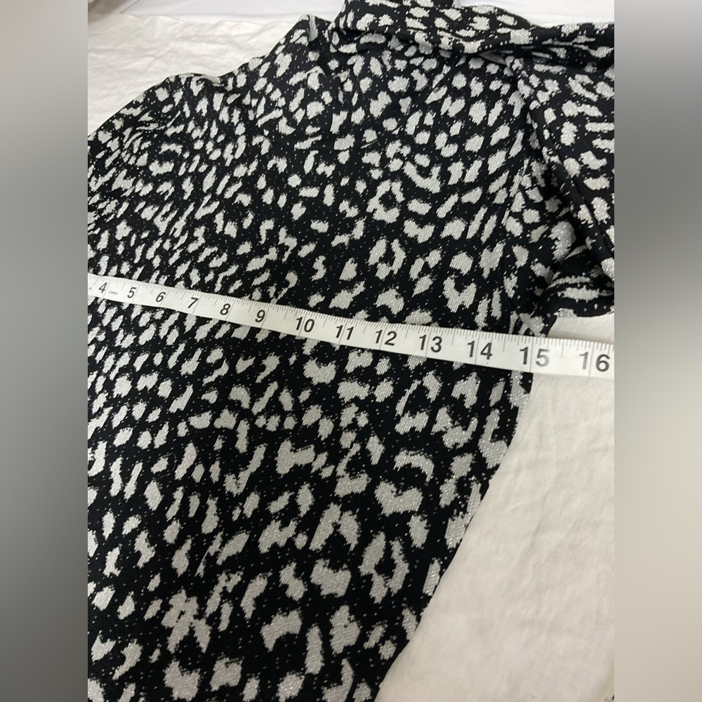 👗NWT MICHAEL METALLIC DRESS WITH FLARED SLEEVES👗 - Picture 7 of 13